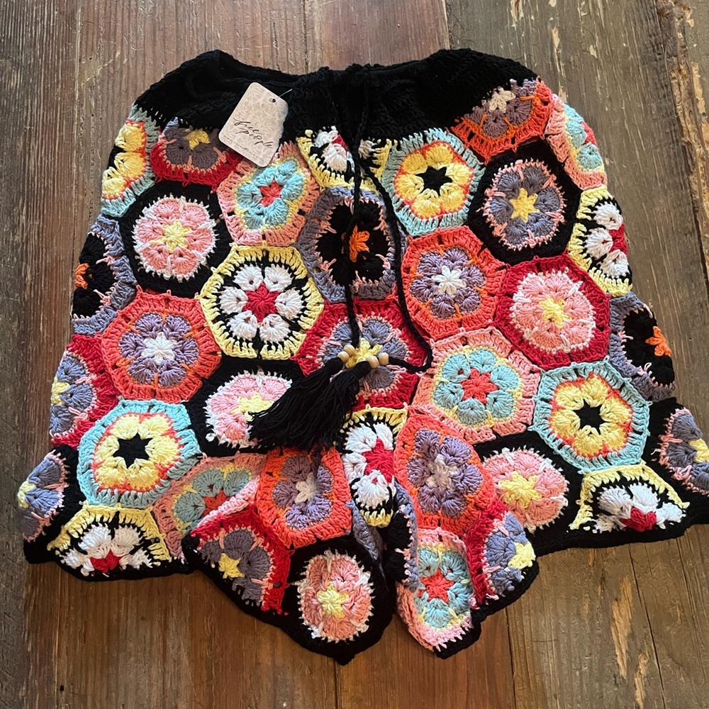 NWT Free People Oceanus Multicolored crochet tie shorts size L
